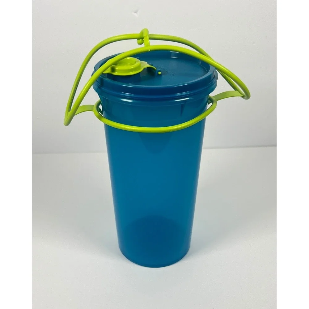 NEW Tupperware Mega Tumbler 48 oz Aqua and Green Cariolier Handle